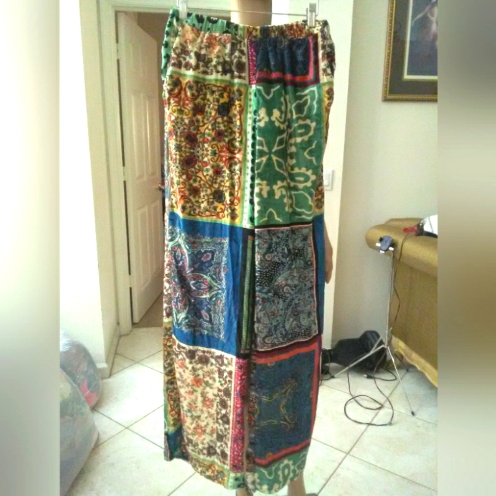 LIKE NEW Patchwork PANTS BY SFIZIO ITALY SZ. SM VISCOSE VELVET BOHO GORGEOUS